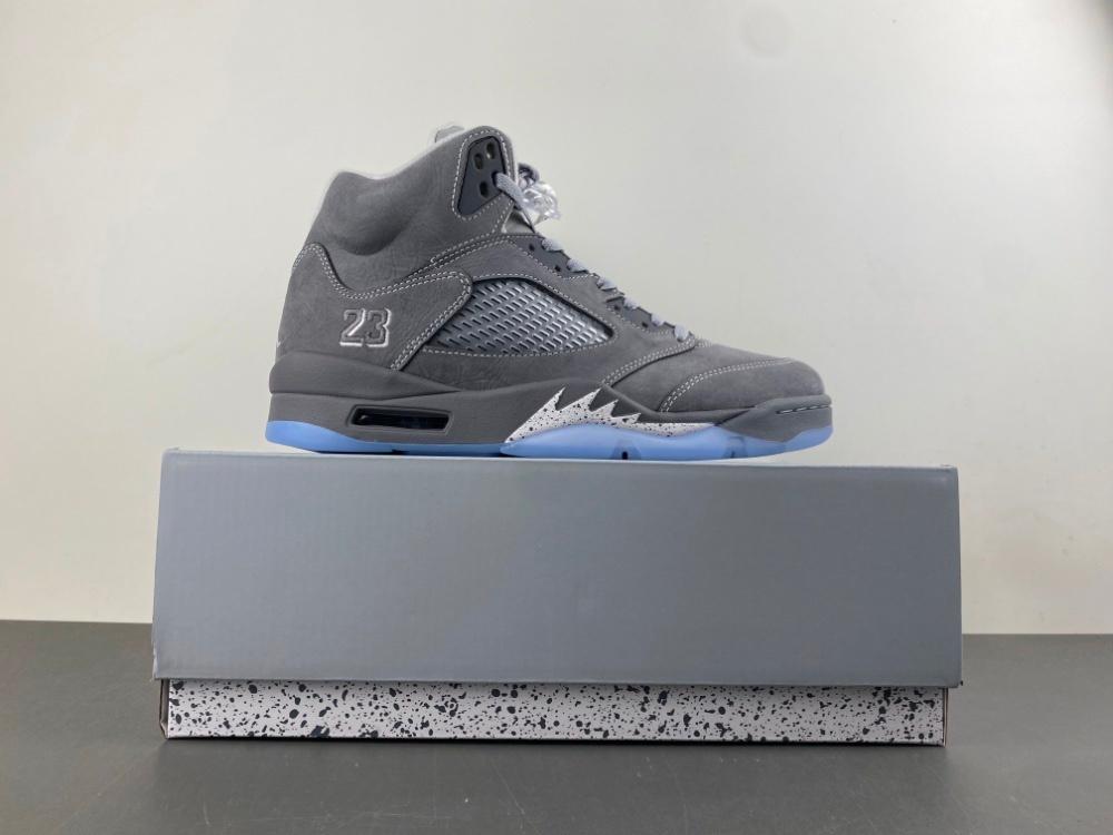 Air Jordan 5 “Wolf Grey”
